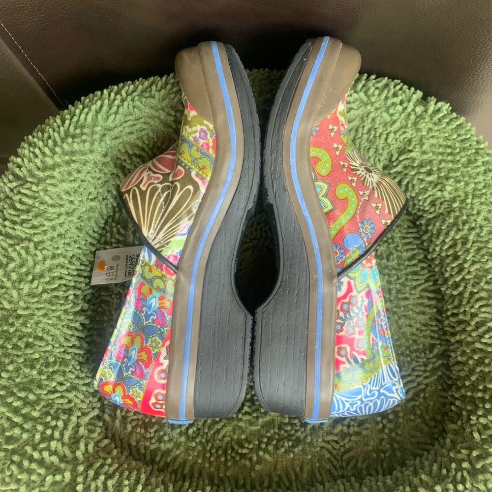 Dansko Volley Water-Slip Resistant Vegan Patchwork Clogs. Euro Size 36/US 6